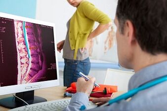 MRI van de wervelkolom om de oorzaak van rugpijn te verduidelijken